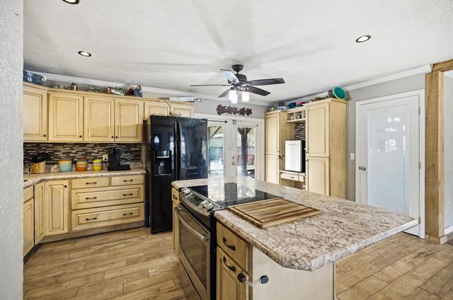 109 Jackson Cir, Palatka, FL 32177