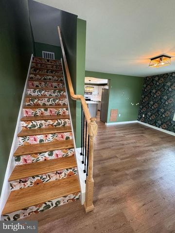 7865 HEDGESVILLE RD, Hedgesville, WV 25427