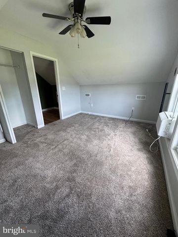 7865 HEDGESVILLE RD, Hedgesville, WV 25427
