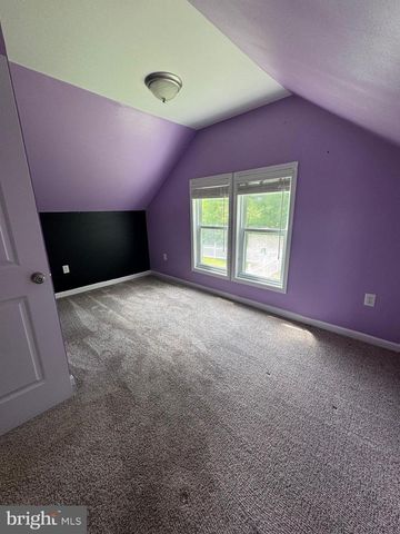 7865 HEDGESVILLE RD, Hedgesville, WV 25427