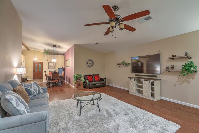 9204 Admiral Lowell Avenue NE, Albuquerque, NM 87111