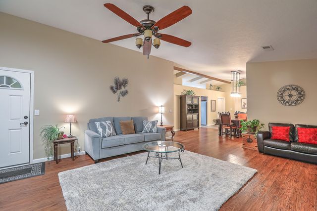 9204 Admiral Lowell Avenue NE, Albuquerque, NM 87111