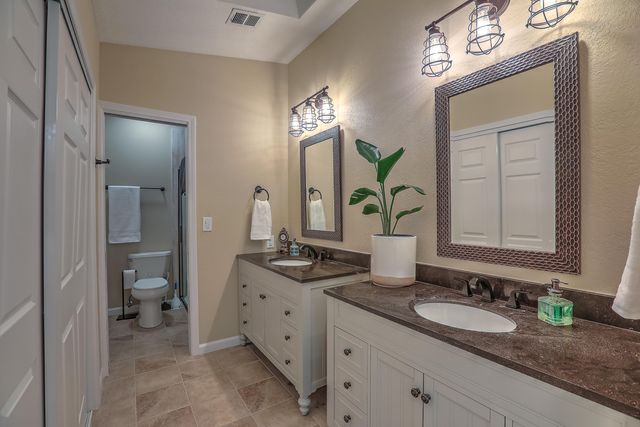 9204 Admiral Lowell Avenue NE, Albuquerque, NM 87111