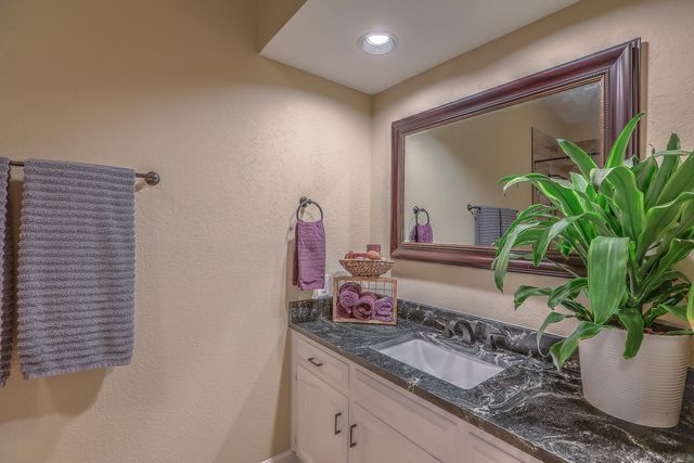 9204 Admiral Lowell Avenue NE, Albuquerque, NM 87111