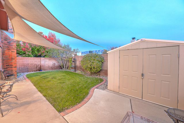 9204 Admiral Lowell Avenue NE, Albuquerque, NM 87111