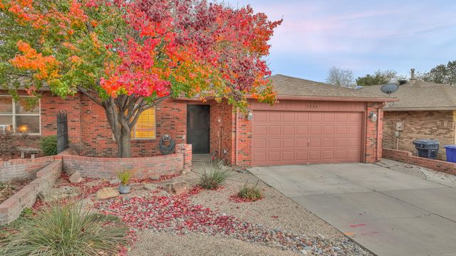9204 Admiral Lowell Avenue NE, Albuquerque, NM 87111