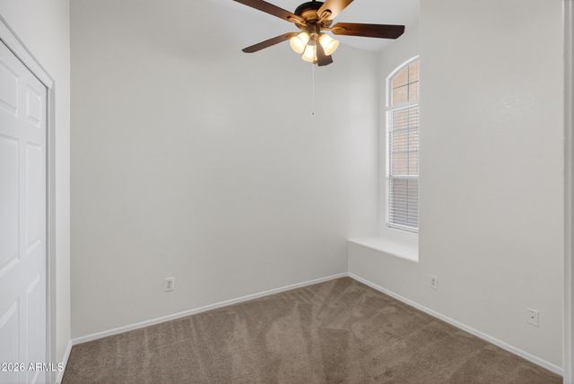 8916 W DAVIS Road, Peoria, AZ 85382