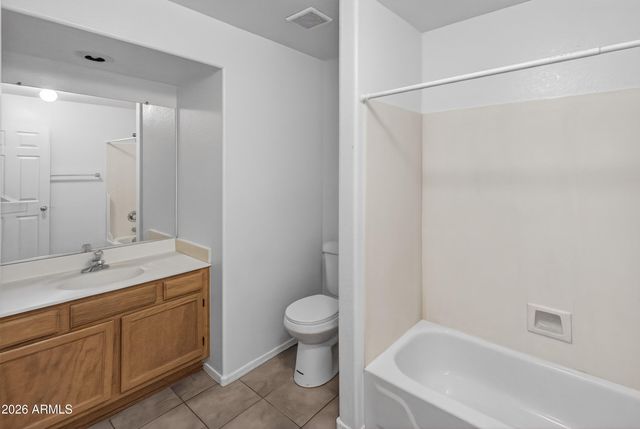 8916 W DAVIS Road, Peoria, AZ 85382