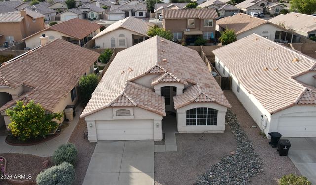 8916 W DAVIS Road, Peoria, AZ 85382