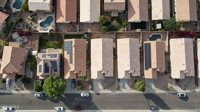 8916 W DAVIS Road, Peoria, AZ 85382