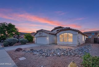 8916 W DAVIS Road, Peoria, AZ 85382