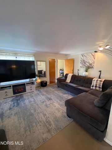 2129 Wyndhurst Road, Toledo, OH 43607