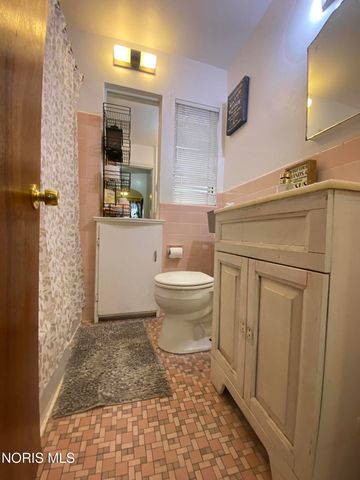 2129 Wyndhurst Road, Toledo, OH 43607