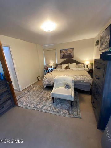 2129 Wyndhurst Road, Toledo, OH 43607