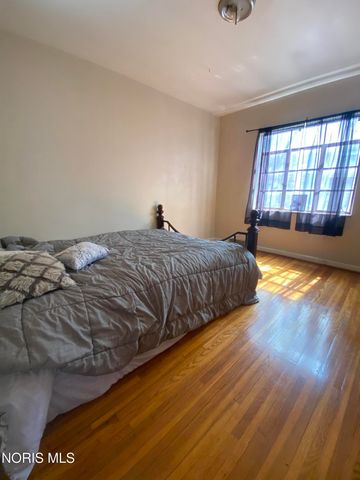 2129 Wyndhurst Road, Toledo, OH 43607