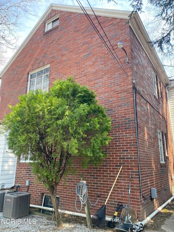 2129 Wyndhurst Road, Toledo, OH 43607