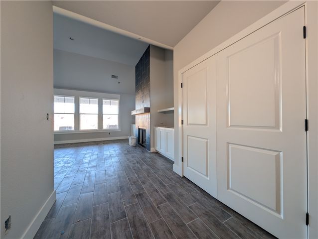 4901 Farmhouse Street, Tontitown, AR 72762