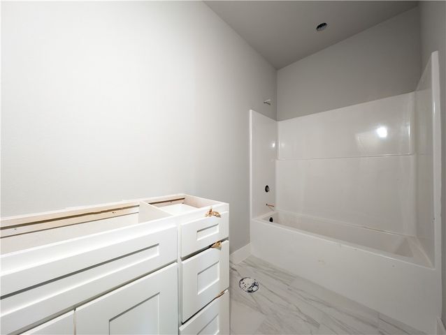 4901 Farmhouse Street, Tontitown, AR 72762