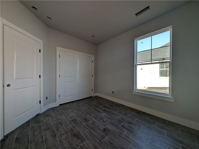 4901 Farmhouse Street, Tontitown, AR 72762