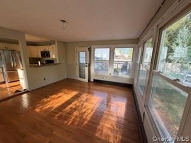 13 Venter Lane, Nanuet, NY 10954
