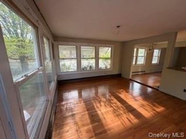 13 Venter Lane, Nanuet, NY 10954