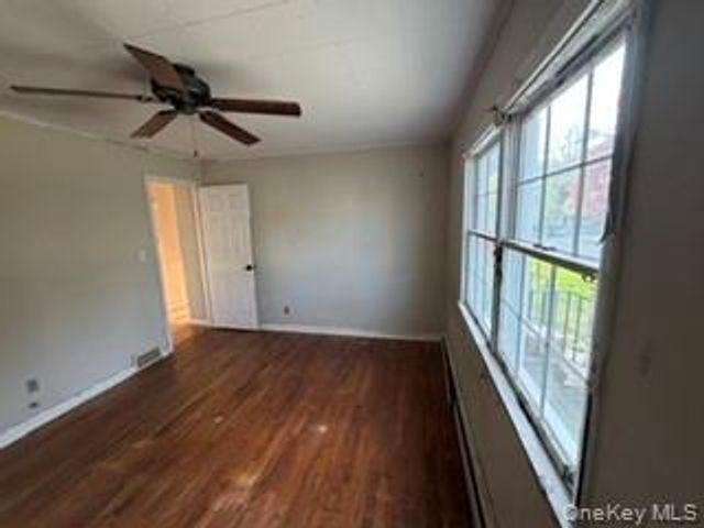 13 Venter Lane, Nanuet, NY 10954