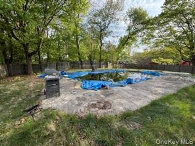 13 Venter Lane, Nanuet, NY 10954