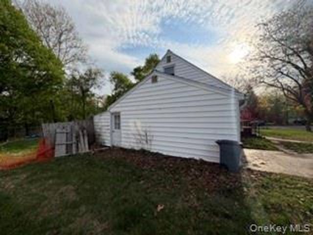 13 Venter Lane, Nanuet, NY 10954
