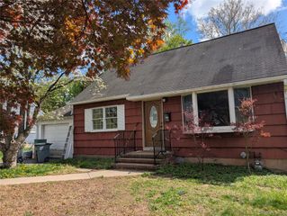 13 Venter Lane, Nanuet, NY 10954