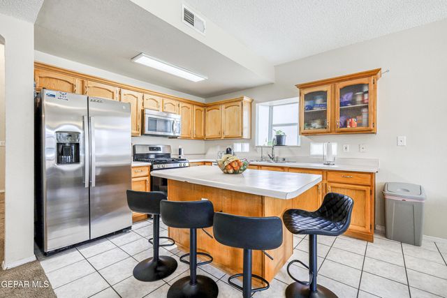 13984 LAGO AZUL Street, Horizon City, TX 79928