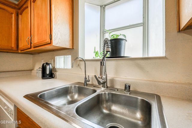 13984 LAGO AZUL Street, Horizon City, TX 79928