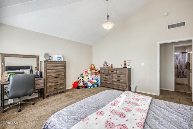 13984 LAGO AZUL Street, Horizon City, TX 79928