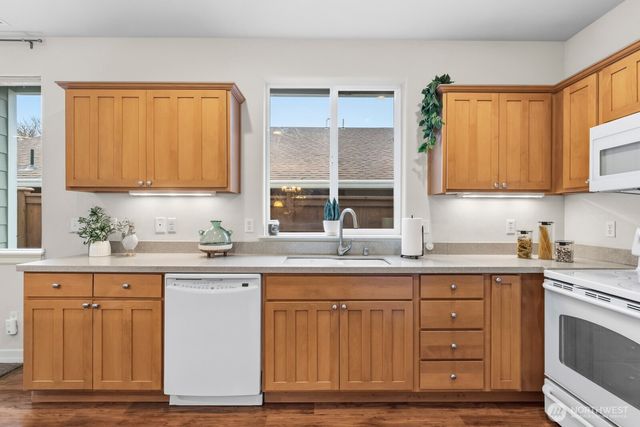 4901 Spokane St NE, Lacey, WA 98516