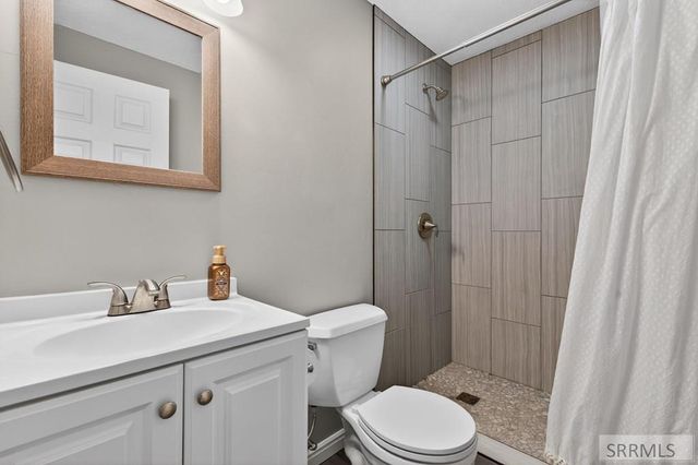 456 Juliette Way, Chubbuck, ID 83202