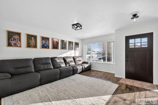 456 Juliette Way, Chubbuck, ID 83202