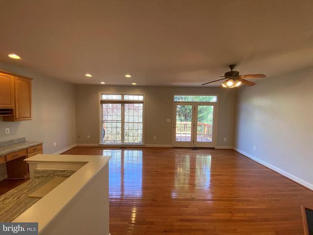 12466 BLISSFUL VALLEY DR, Fairfax, VA 22033