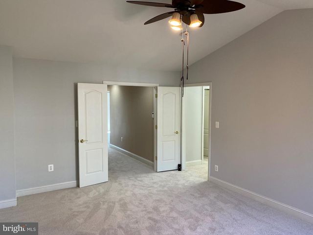 12466 BLISSFUL VALLEY DR, Fairfax, VA 22033