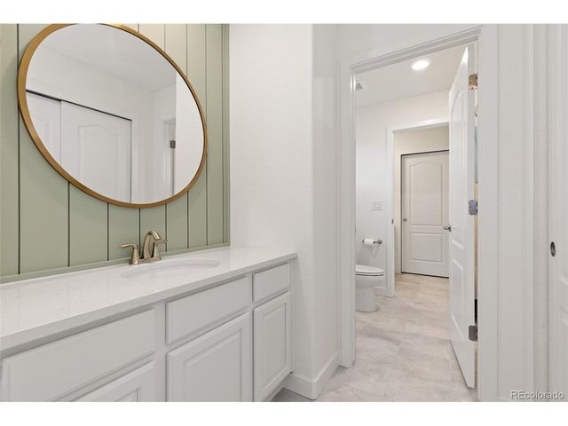 908 Gilpin Cir, Erie, CO 80516