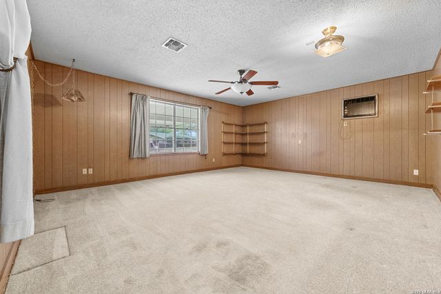 618 Fair Ln, New Braunfels, TX 78130