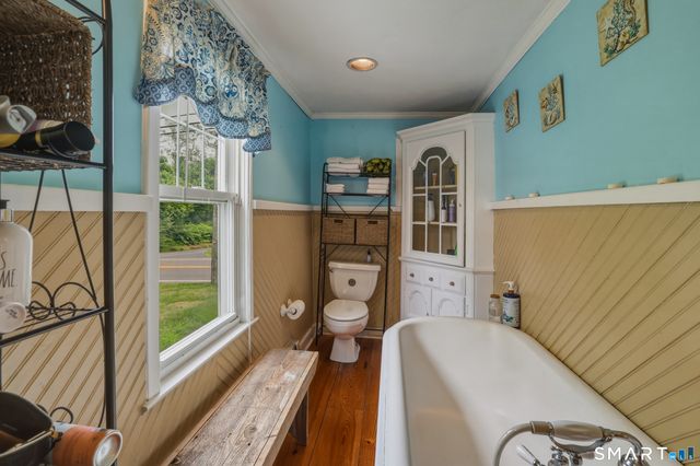 161 Leetes Island Road, Branford, CT 06405
