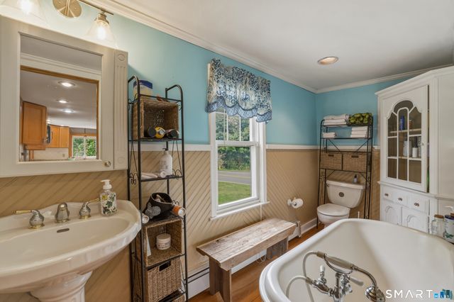 161 Leetes Island Road, Branford, CT 06405