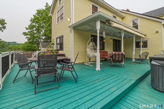 161 Leetes Island Road, Branford, CT 06405