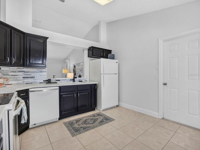 1119 KENWORTH DRIVE, Apopka, FL 32712