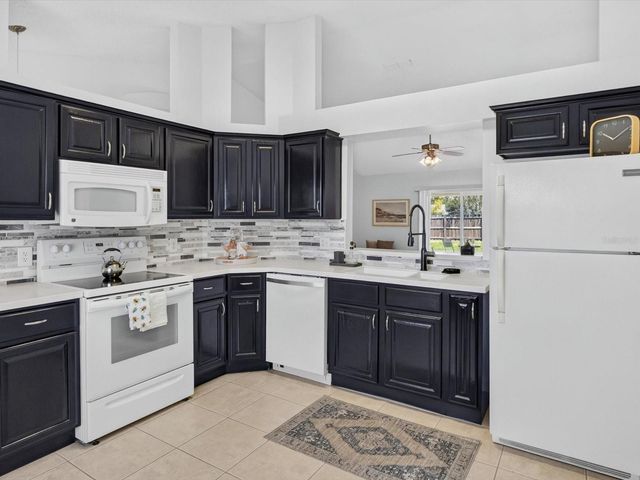 1119 KENWORTH DRIVE, Apopka, FL 32712