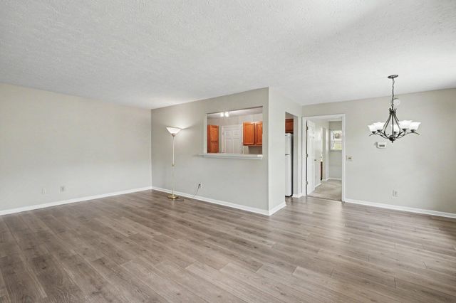 16 Meadow Lane, 4, Highland Heights, KY 41076