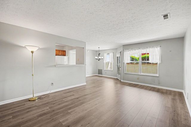 16 Meadow Lane, 4, Highland Heights, KY 41076