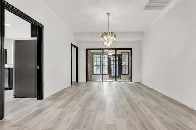 204 Hearthstone Circle, College Station, TX 77840