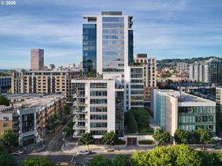 1001 Nw LOVEJOY St 505, Portland, OR 97209