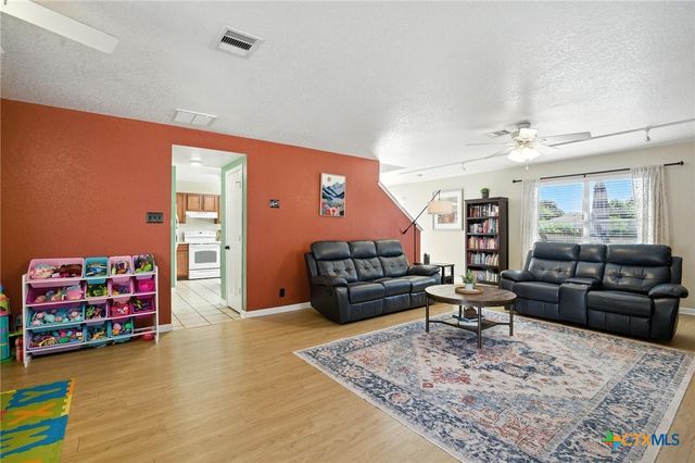 7722 Cortland Oak, San Antonio, TX 78254