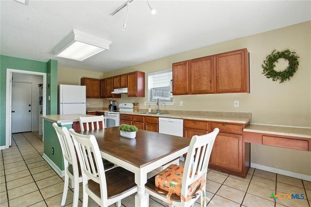 7722 Cortland Oak, San Antonio, TX 78254